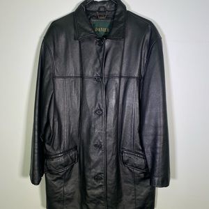 Danier mens fullzip leather jacket